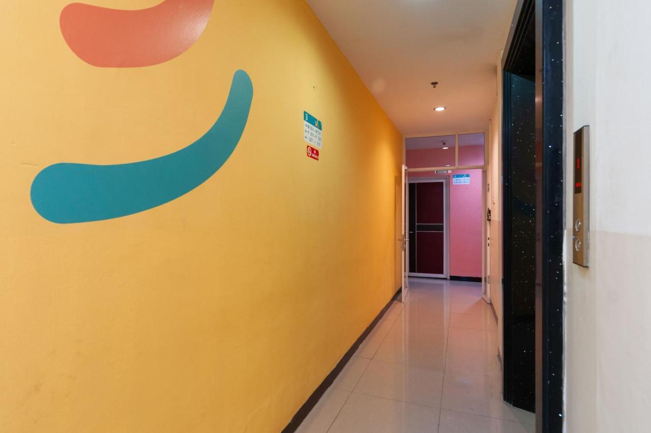 Sans Hotel Finest Medan Exterior photo